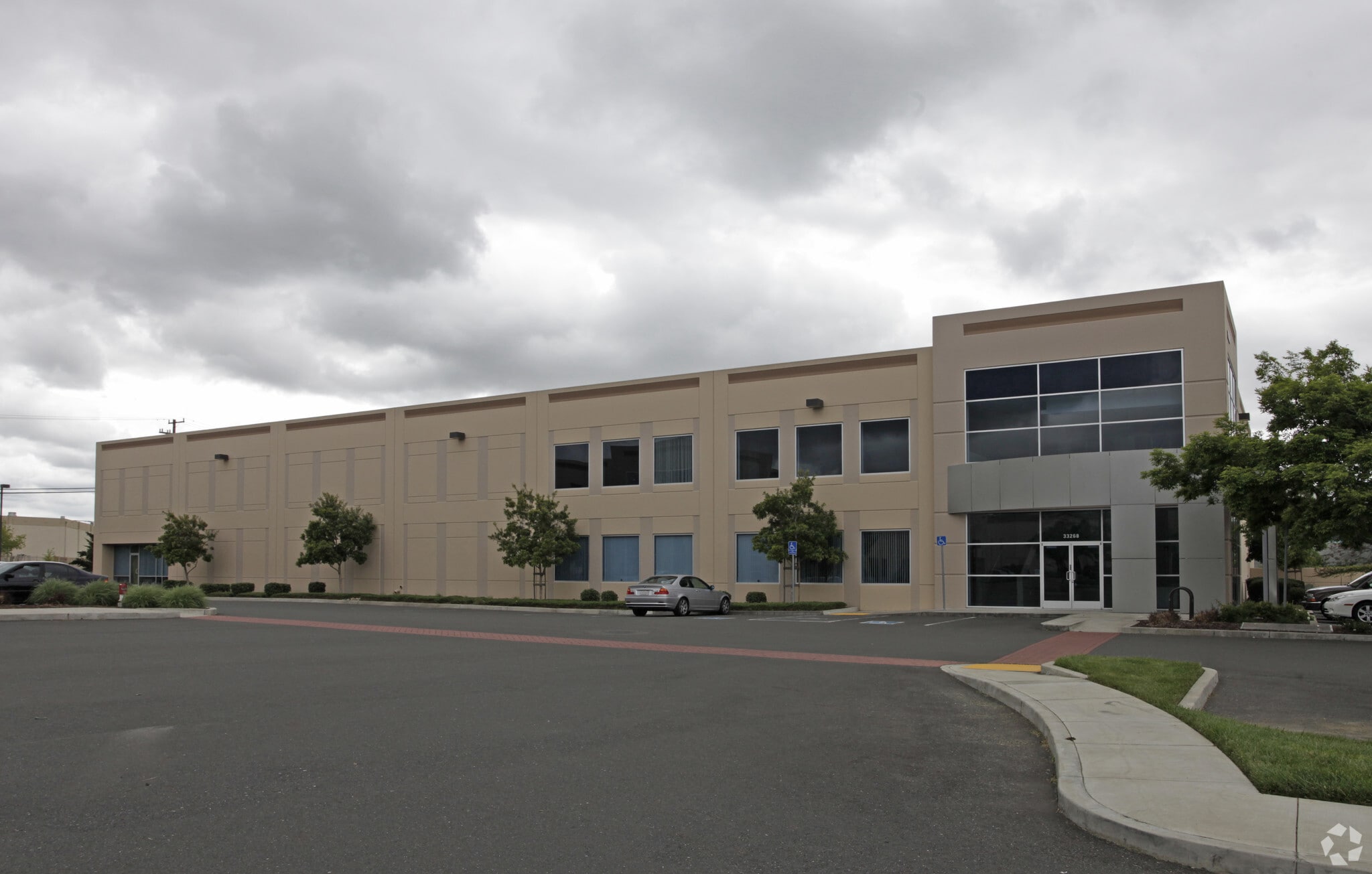 33268 Central Ave, Union City, CA for lease Primary Photo- Image 1 of 4