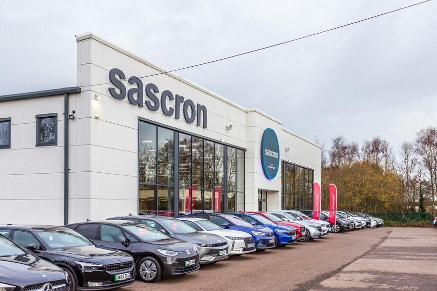 49 Paices Hl, Aldermaston for sale - Building Photo - Image 1 of 1