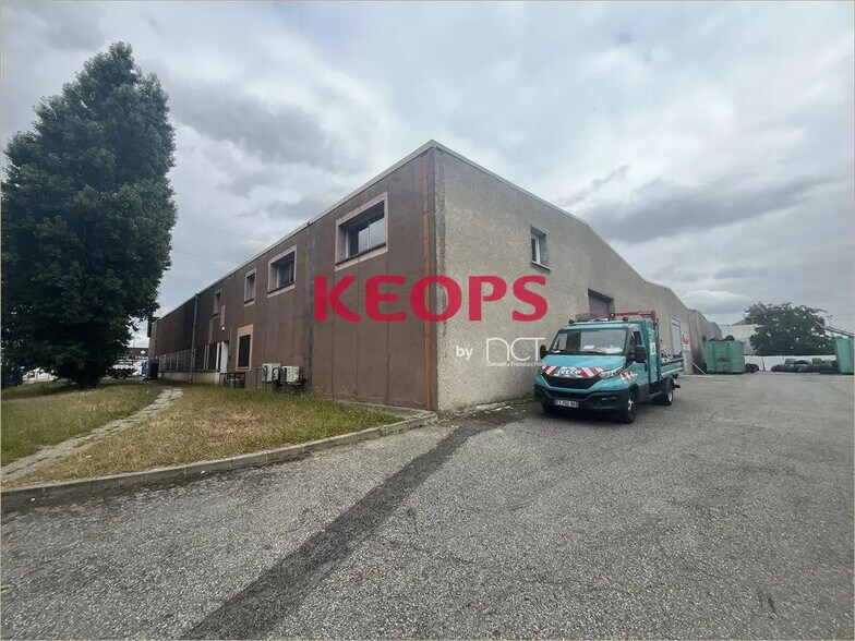 Flex in Toulouse for lease - Building Photo - Image 3 of 4