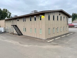 9301 SE Stanley Ave, Milwaukie, OR for lease Interior Photo- Image 2 of 3