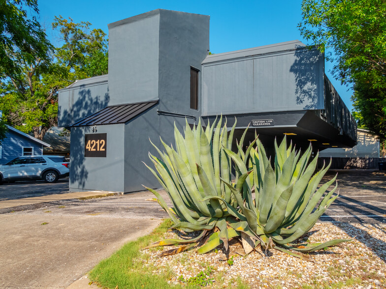 4212 Medical Pky, Austin, TX for sale - Building Photo - Image 1 of 1