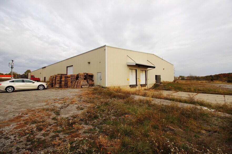 9999 E Baseline Rd, Avilla, IN for sale - Primary Photo - Image 1 of 1