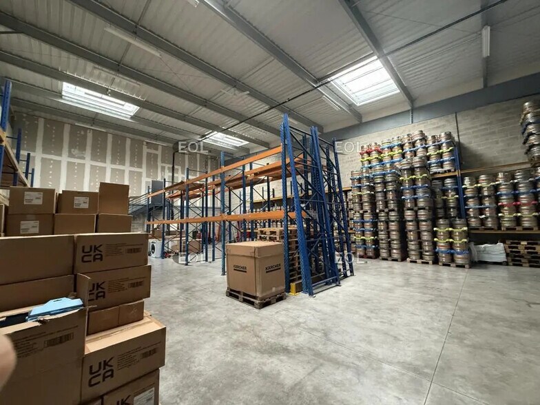 Flex in Bussy-Saint-Georges for sale - Building Photo - Image 1 of 26