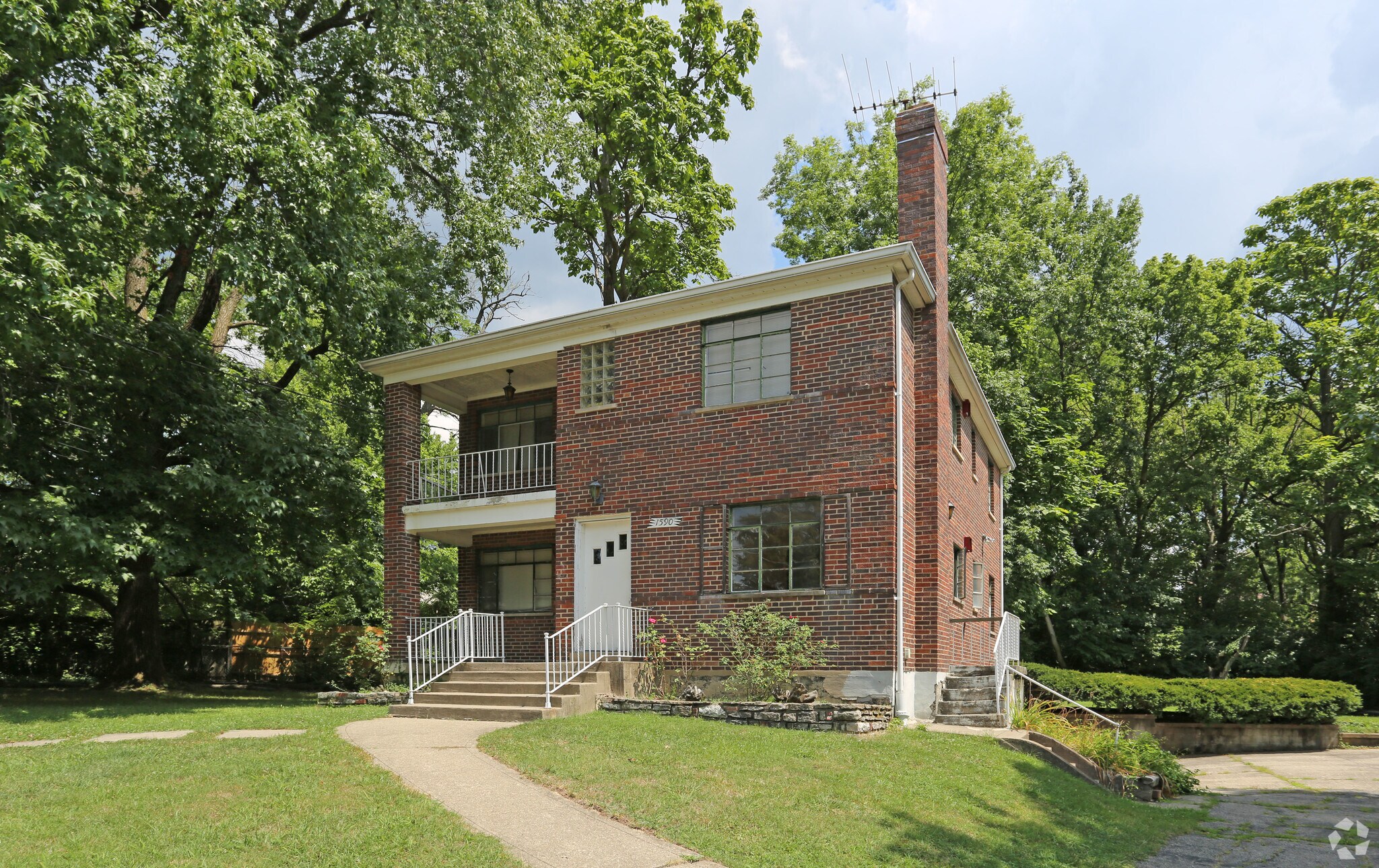 1590 Gables Ct, Cincinnati, OH for sale Primary Photo- Image 1 of 1