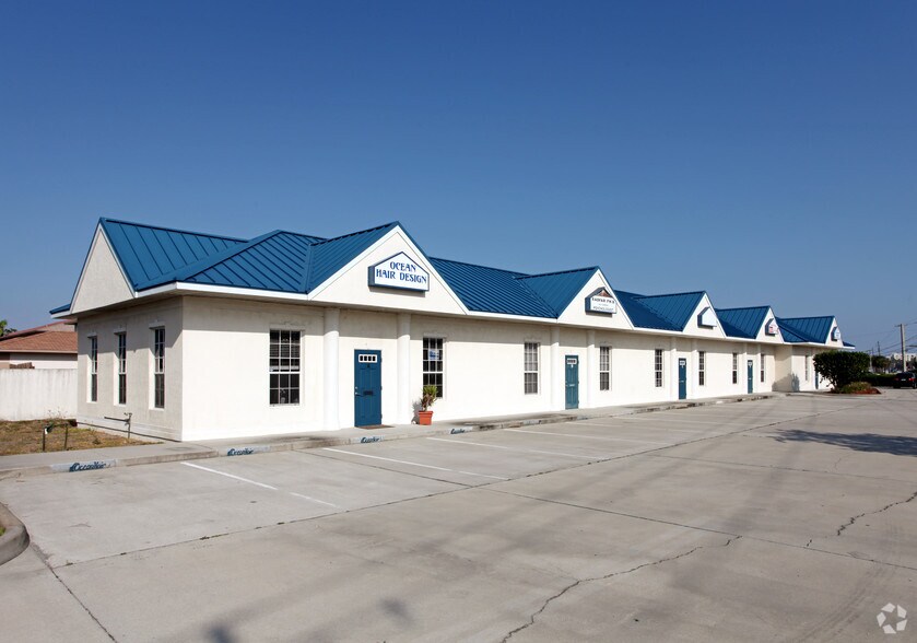 1640 Hwy A1A, Satellite Beach, FL for sale - Primary Photo - Image 1 of 1