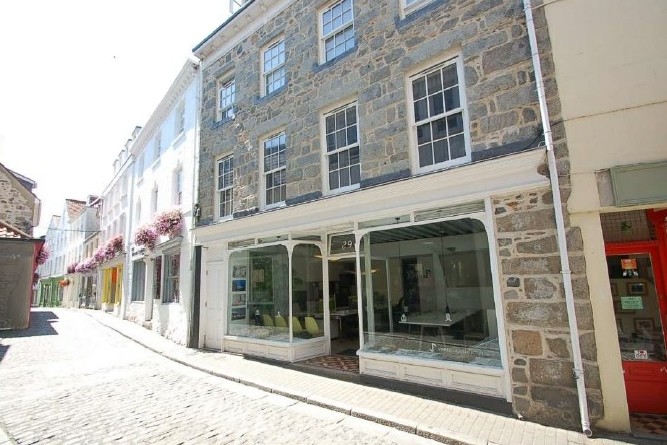 29 Mill St, Guernsey for sale Primary Photo- Image 1 of 1