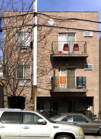 2015 Arthur Ave, Bronx, NY for sale - Building Photo - Image 1 of 1