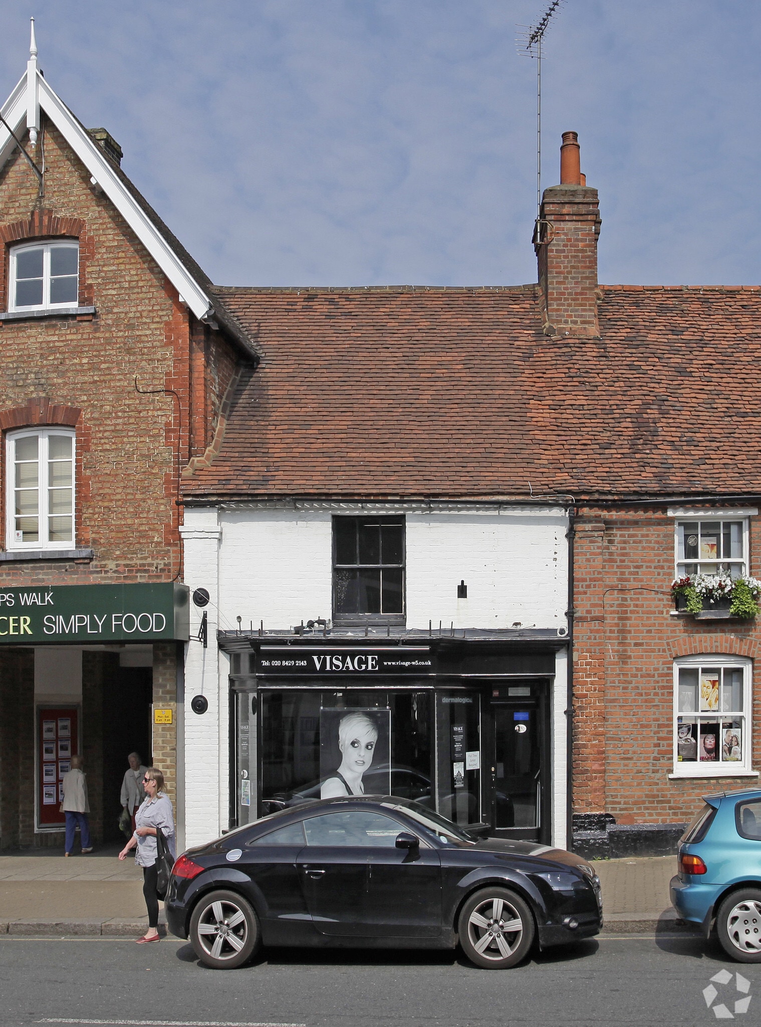 25 High St, Pinner for sale Primary Photo- Image 1 of 1