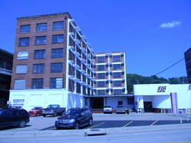 1206 Smith St, Charleston WV - Warehouse