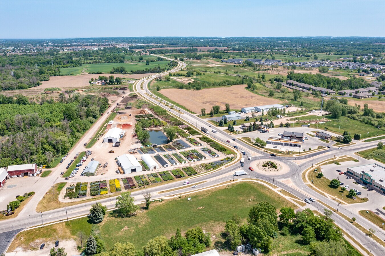 2350 Dickinson Rd, De Pere, WI 54115