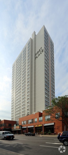 360 King St E, Hamilton, ON for lease - Building Photo - Image 3 of 7