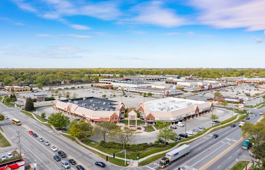 5415-5553 W Touhy Ave, Skokie, IL for lease - Aerial - Image 2 of 6