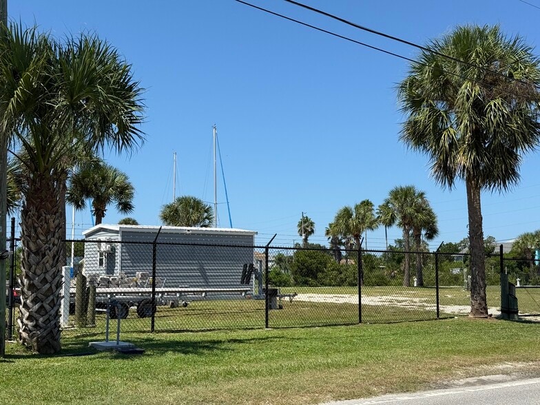 4387 Calienta St, Hernando Beach, FL for sale - Building Photo - Image 2 of 12