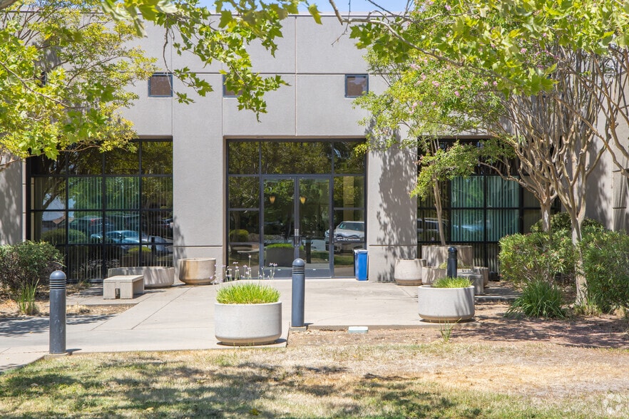 5137 Golden Foothill Pky, El Dorado Hills, CA for lease - Building Photo - Image 2 of 4