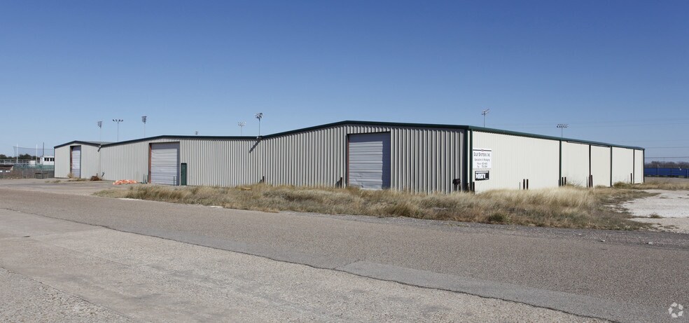 702-12 Frank St, Hewitt, TX for sale - Building Photo - Image 1 of 1