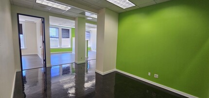 110 Broadway St, San Antonio, TX for lease Interior Photo- Image 1 of 12