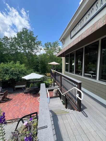 115 Main St, Mount Morris, PA for sale - Building Photo - Image 2 of 7