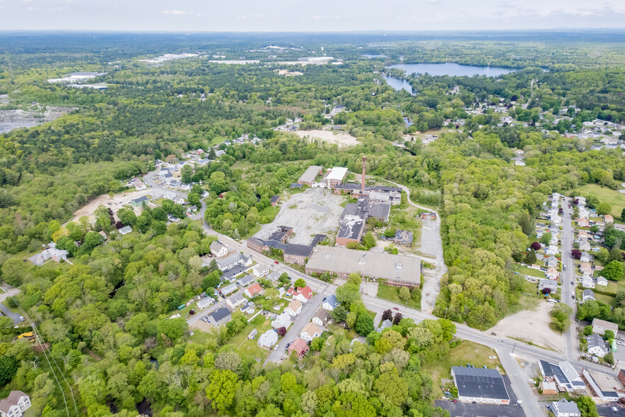 437 Whittenton St, Taunton, MA for sale - Aerial - Image 3 of 37