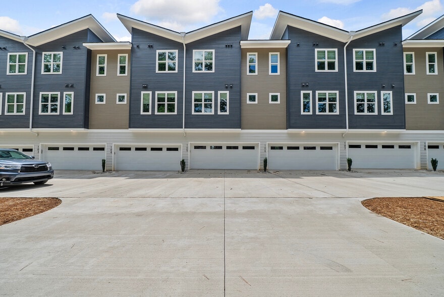 4204 Reavis Rd, Raleigh, NC for sale - Building Photo - Image 2 of 23