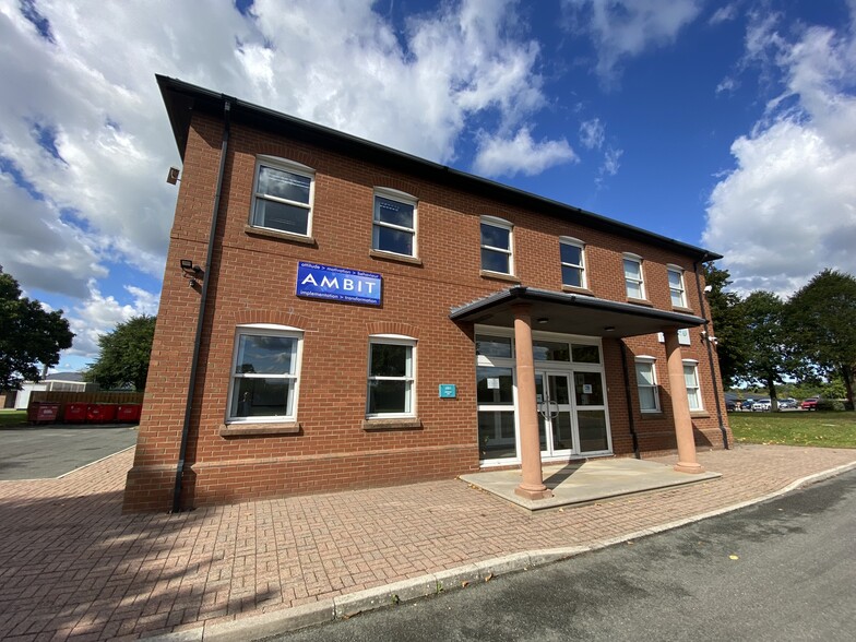 Chowley Oak Ln, Tattenhall for lease - Primary Photo - Image 1 of 1