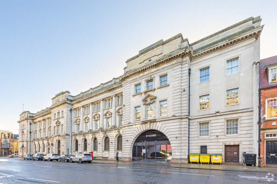 Alfred Gelder St, Hull for sale - Primary Photo - Image 2 of 4