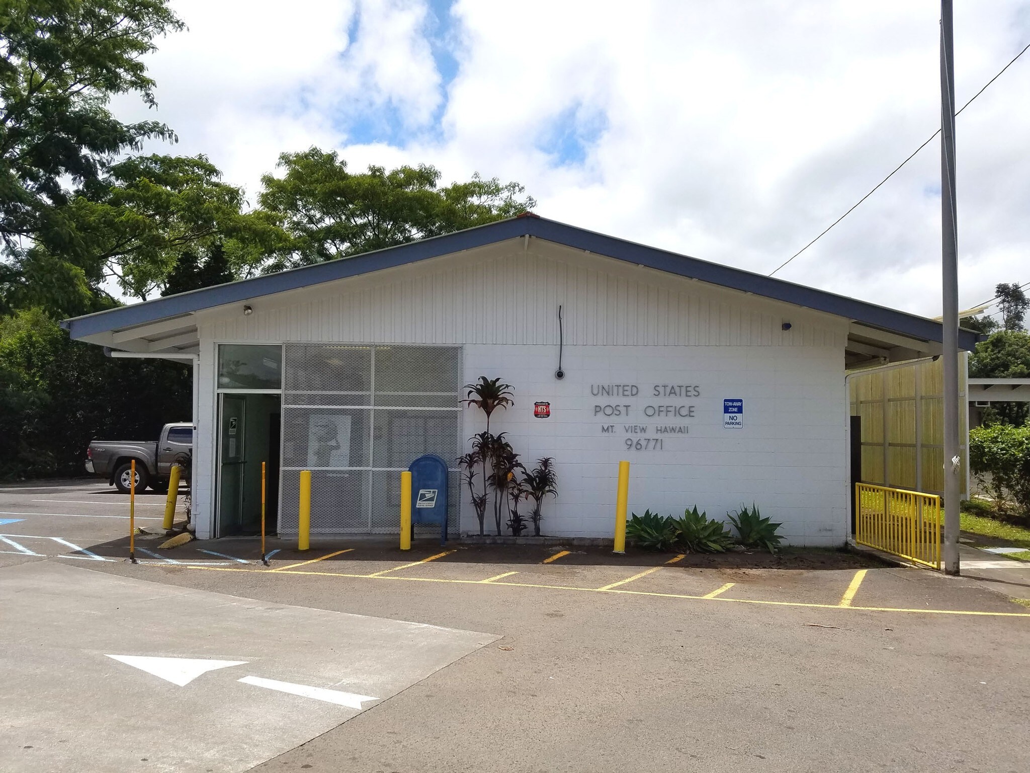 18-1350 Volcano Rd, Mountain View, HI for sale Building Photo- Image 1 of 1