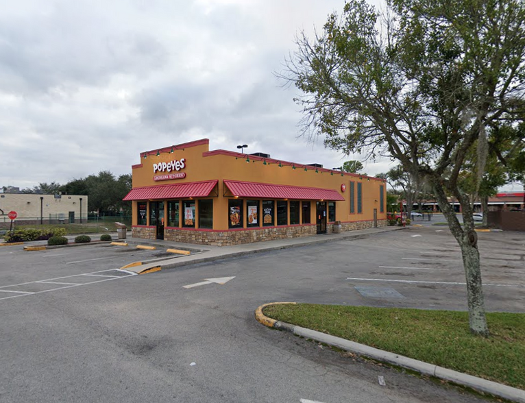 201 W Alexander St, Plant City, FL for lease - Building Photo - Image 1 of 3