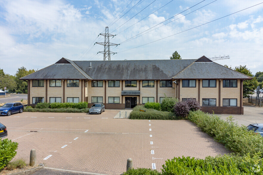 Alington Rd, St. Neots for lease - Building Photo - Image 1 of 29