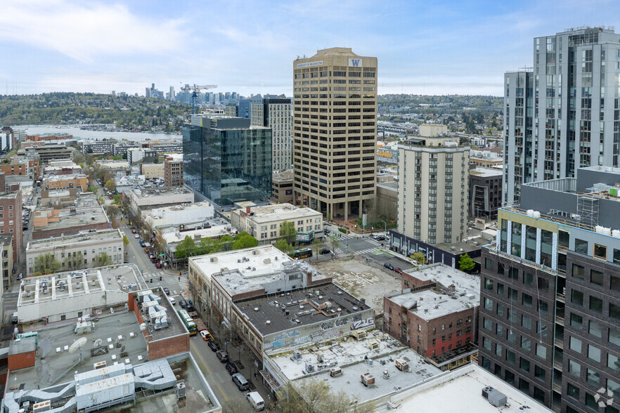 4517 University Way NE, Seattle, WA for lease - Aerial - Image 3 of 9