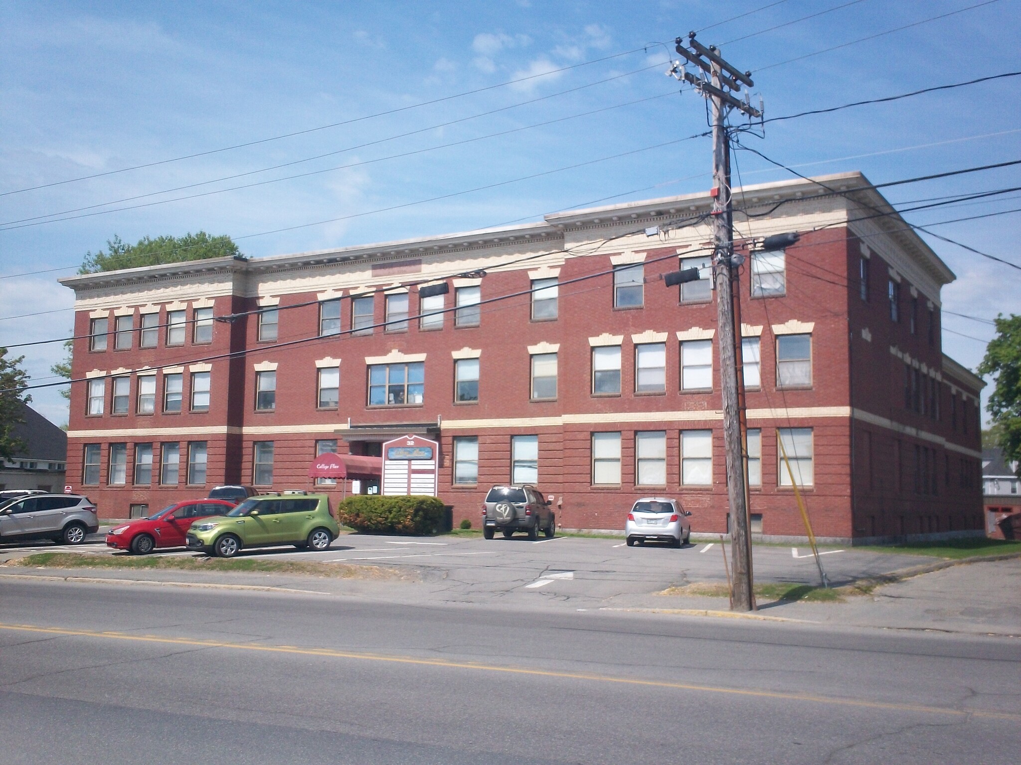 32 College Ave, Waterville, ME for lease Building Photo- Image 1 of 27