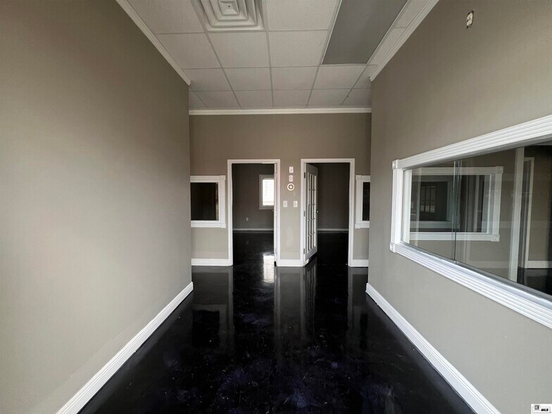 5324 Cypress St, West Monroe, LA for lease - Interior Photo - Image 2 of 25
