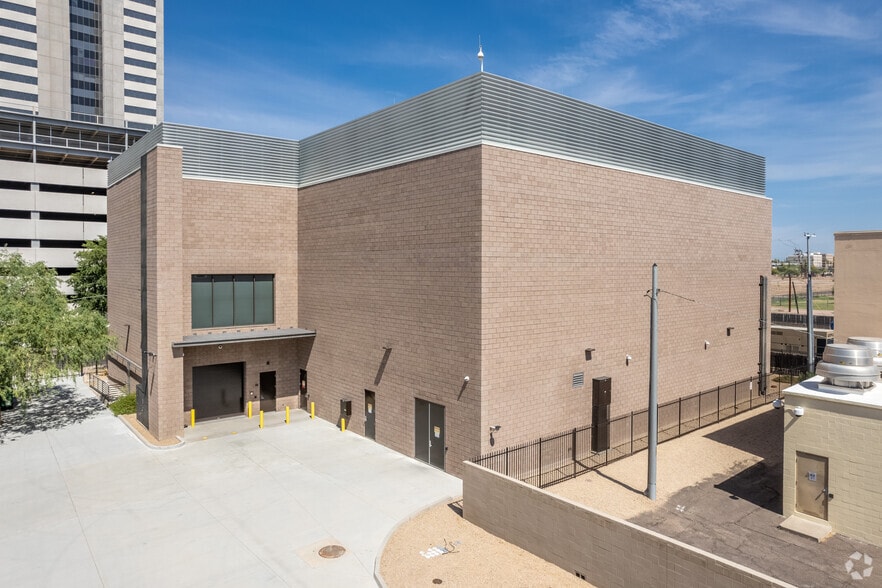 4010 N 3rd St, Phoenix, AZ for lease - Building Photo - Image 1 of 6