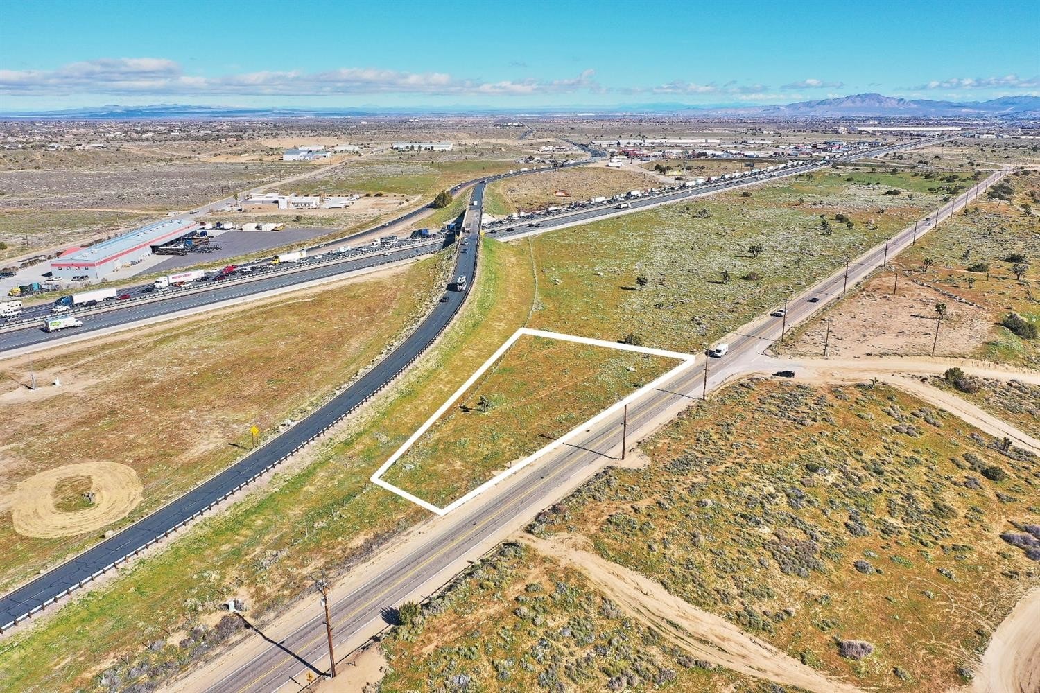 Mariposa Rd, Oak Hills, CA for sale Primary Photo- Image 1 of 4