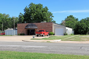 1817 Linwood Blvd, Oklahoma City OK - Warehouse