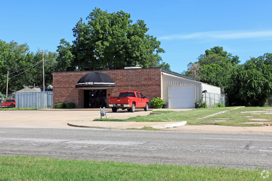 1817 Linwood Blvd, Oklahoma City, OK for lease - Building Photo - Image 1 of 13