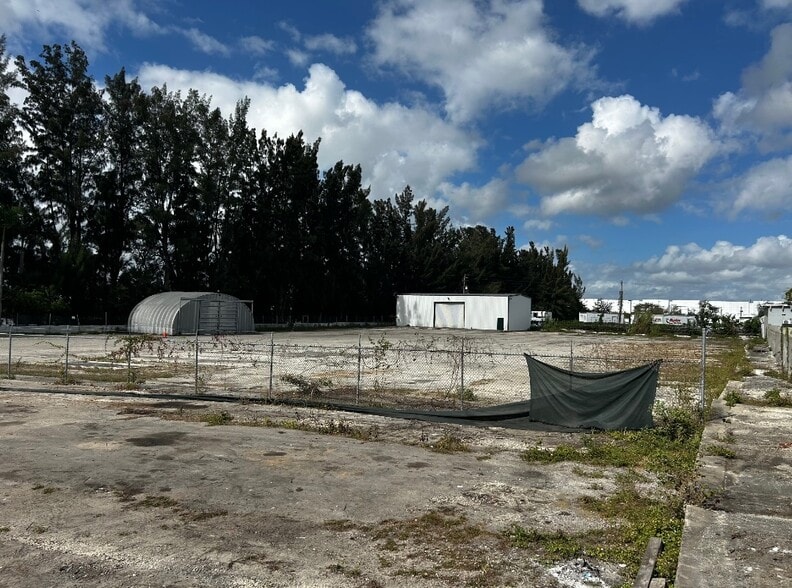 4701 Oakes Rd, Davie, FL for lease - Building Photo - Image 3 of 7