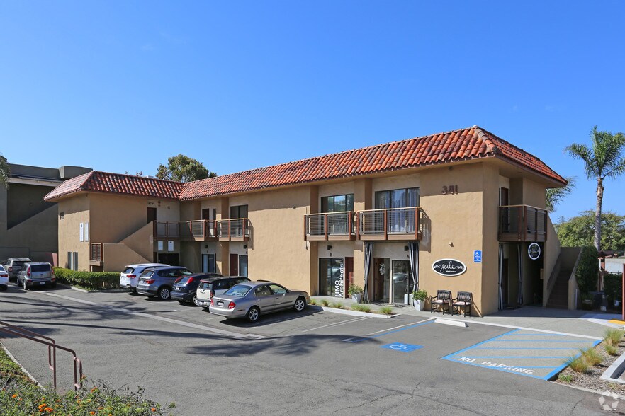 341 S Cedros Ave, Solana Beach, CA for lease - Primary Photo - Image 1 of 6
