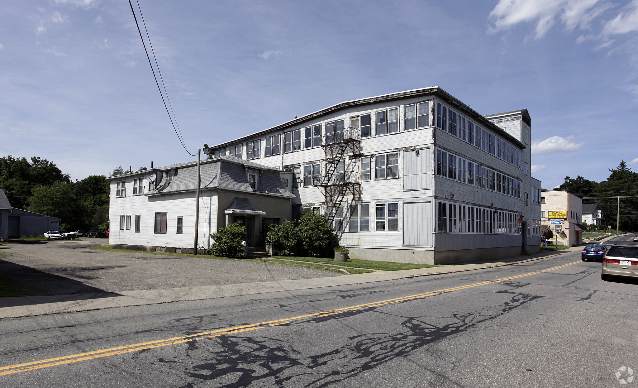 297-301 Lincoln St, Marlborough, MA for sale Primary Photo- Image 1 of 1