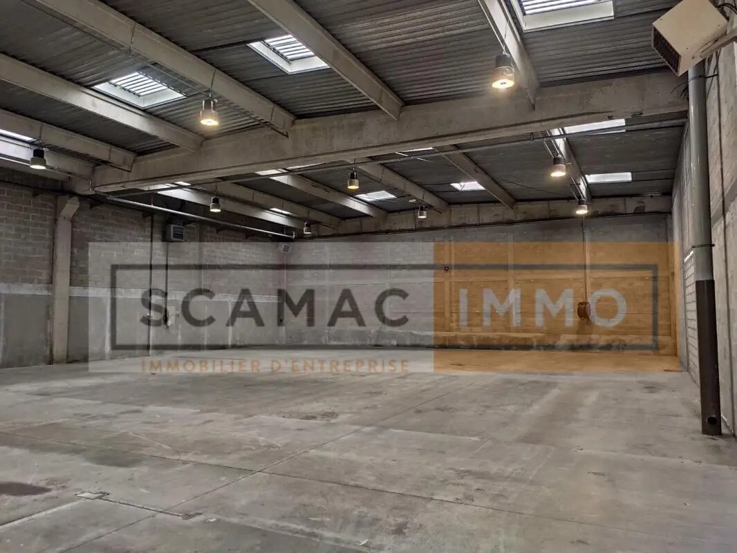 Industrial in Palaiseau for lease Building Photo- Image 1 of 6