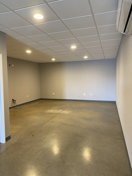 301 Broadcast Dr, Spartanburg, SC for lease - Interior Photo - Image 2 of 13