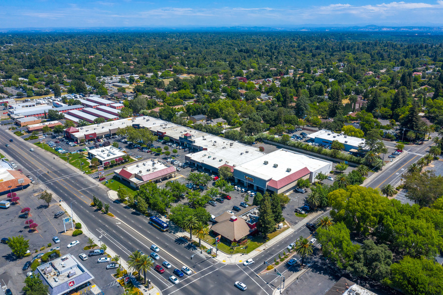 6400-6480 Fair Oaks Blvd, Carmichael, CA for sale - Aerial - Image 1 of 1