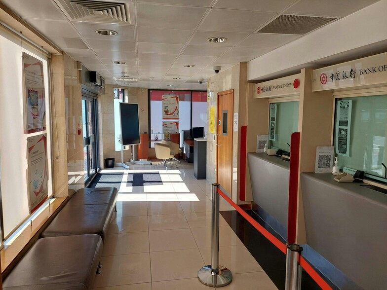 31-33 Horse Fair, Birmingham for lease - Building Photo - Image 3 of 9