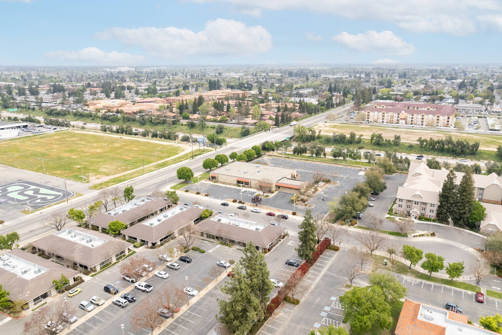 191 E Barstow Ave, Fresno, CA for lease Building Photo- Image 1 of 26