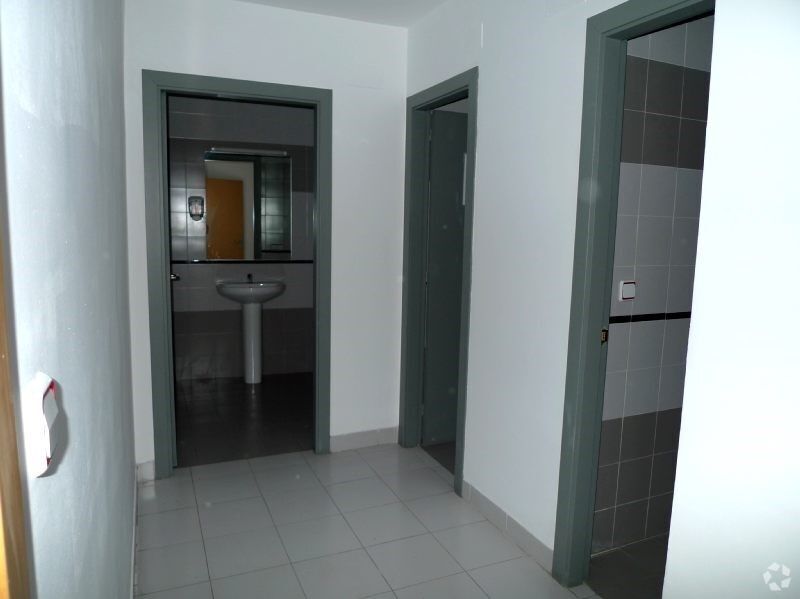 Retail in Cuenca, Cuenca for lease Interior Photo- Image 1 of 7