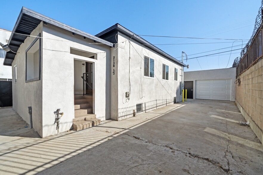 2138 W Florence Ave, Los Angeles, CA for sale - Building Photo - Image 1 of 20