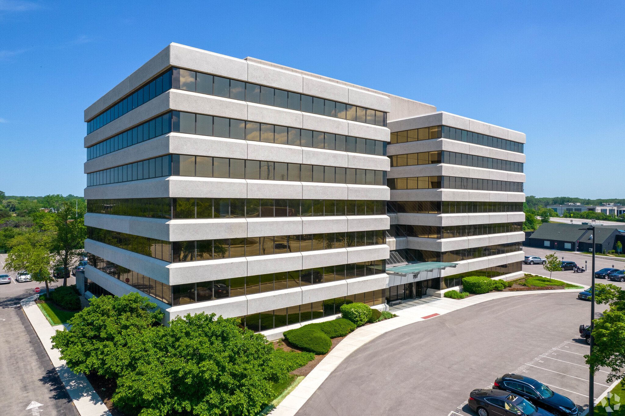 707 Skokie Blvd, Northbrook, IL for lease Building Photo- Image 1 of 24