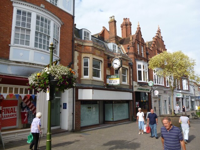 4 West St, Horsham for sale - Primary Photo - Image 1 of 1