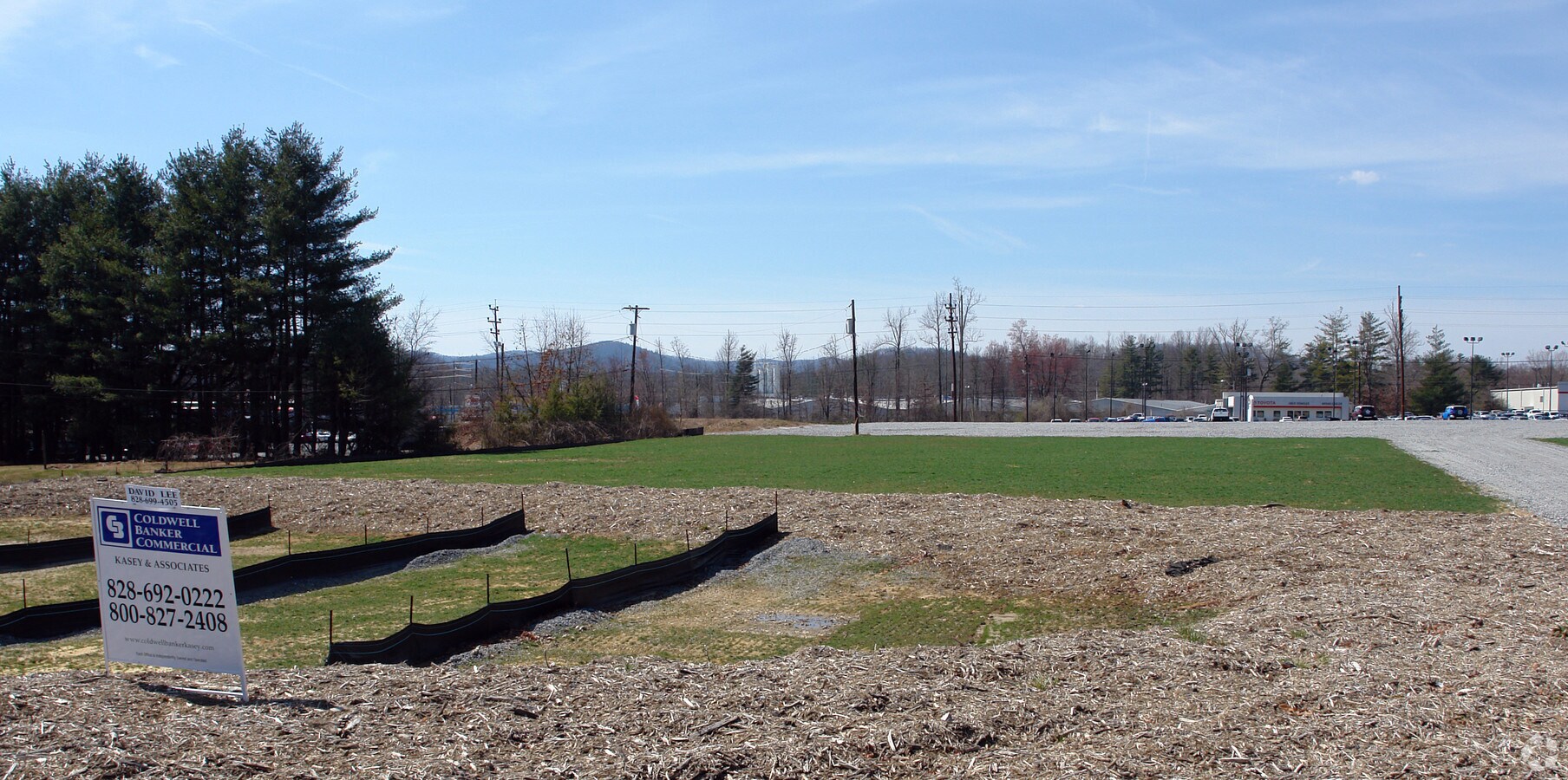 1427 Old Spartanburg Hwy, Hendersonville, NC 28792