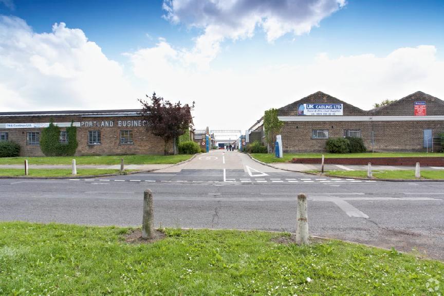 130 Richmond Park Rd, Sheffield for sale - Primary Photo - Image 1 of 1