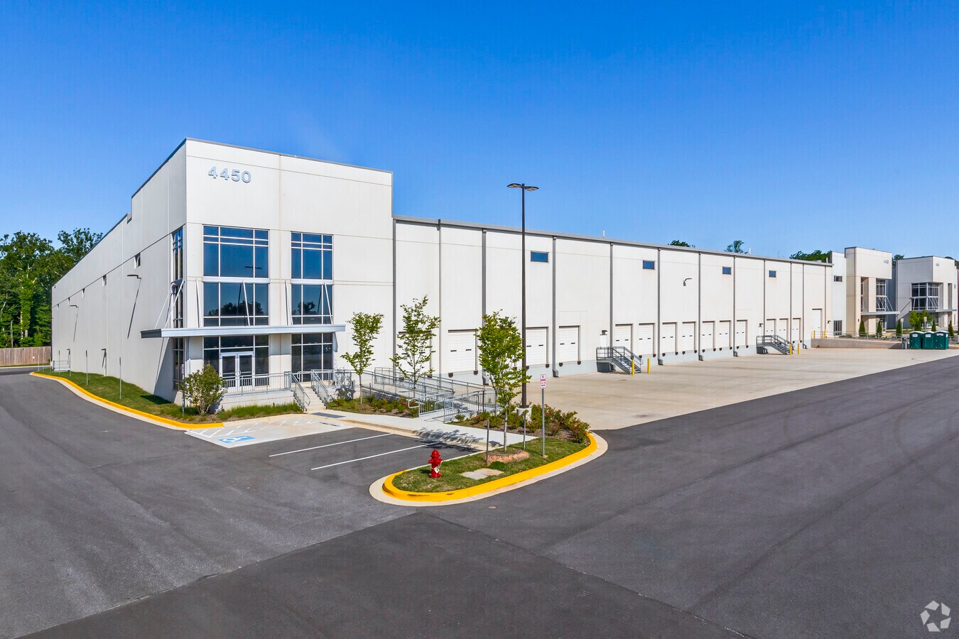 4450 Hargrove Dr, Lanham, MD 20706